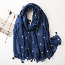 Load image into Gallery viewer, Pashmina Floral Scarf