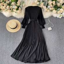 Load image into Gallery viewer, Vintage Puff Sleeve Maxi Dress