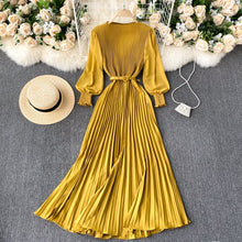 Load image into Gallery viewer, Vintage Puff Sleeve Maxi Dress