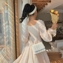 Load image into Gallery viewer, Chiffon Long Sleeve Midi Dress